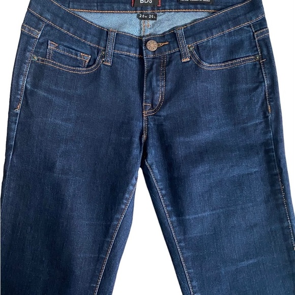 BDG by UO Mid Rise Cigarette Grazevr - Picture 5 of 5